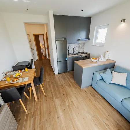 Cozy One-bedroom Apartment Kastela