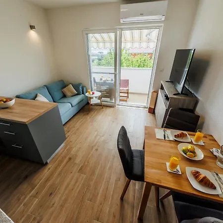 Cozy One-bedroom شقة Kaštela